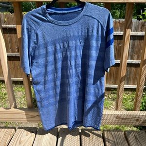 Lululemon Men’s swiftly Tshirt large
